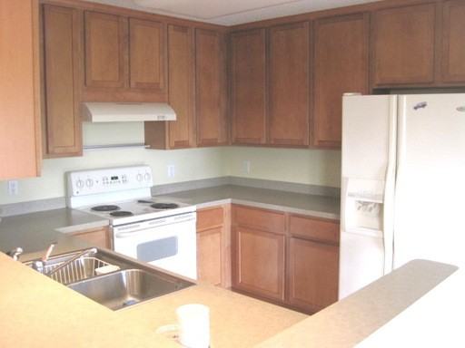 5112 Farnham Dr N - Photo 2 of 14