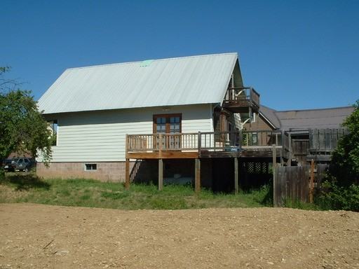 307 S 1st St - Photo 2 of 2