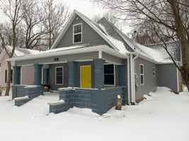 featured image of 928 W Elm St