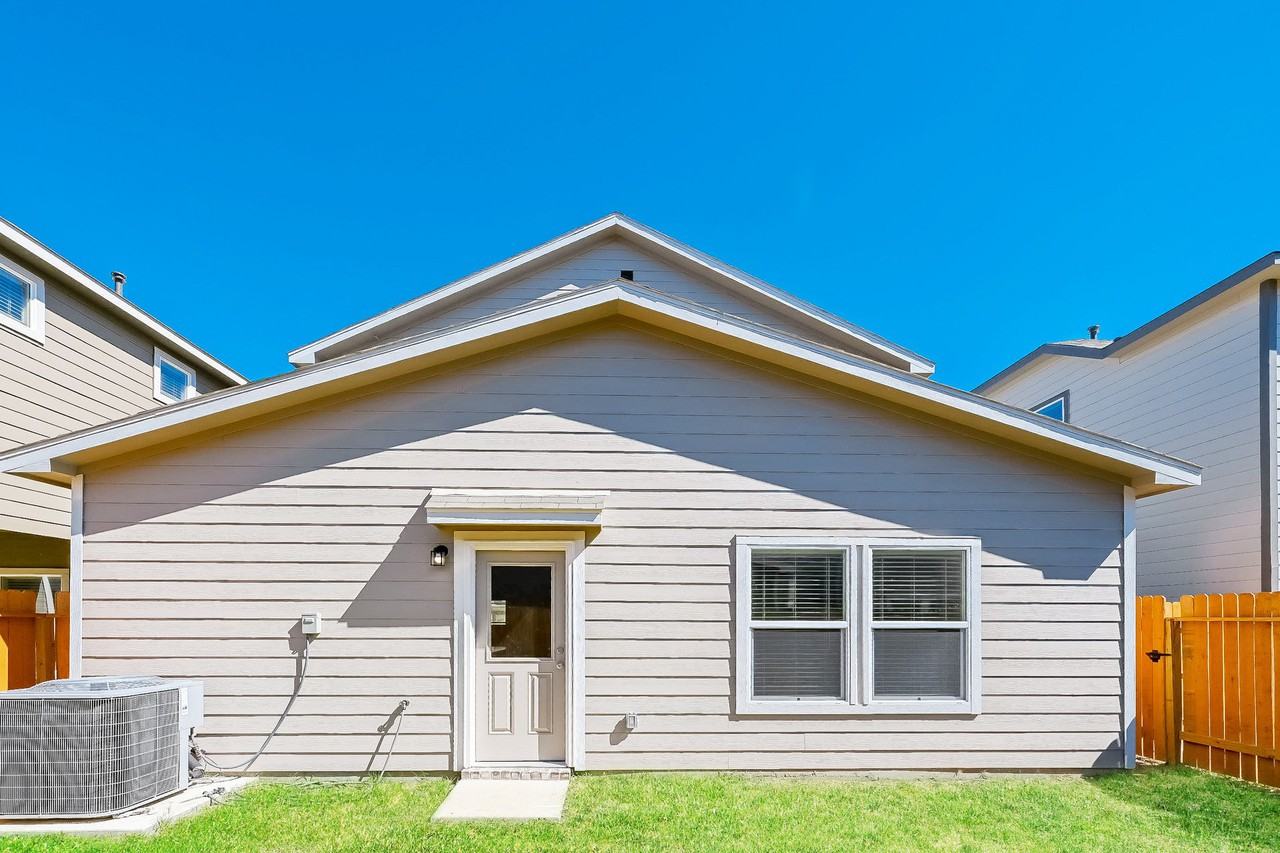 7939 Cypress Country Dr - Photo 5 of 5