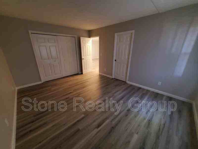 3365 E Margaret Dr - Photo 6 of 10