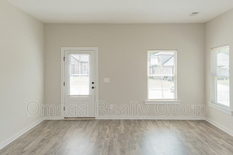 104 Brookside Way - Photo 7 of 41