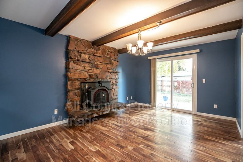 470 W Sutton Cir - Photo 5 of 26