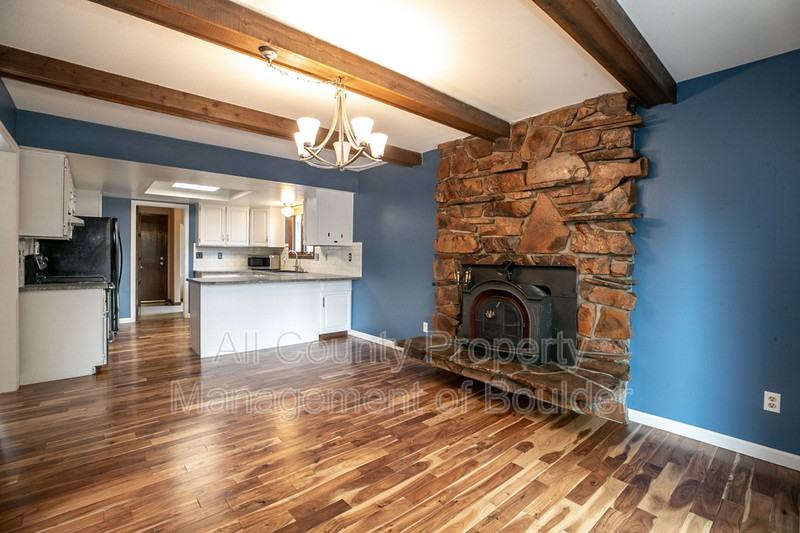 470 W Sutton Cir - Photo 6 of 26