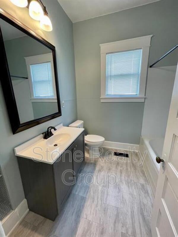 2509 N 12th St - Photo 5 of 7