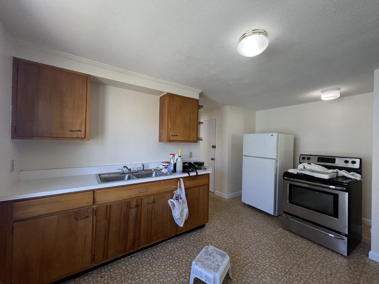 80 Airlie St #2L - Photo 2 of 7