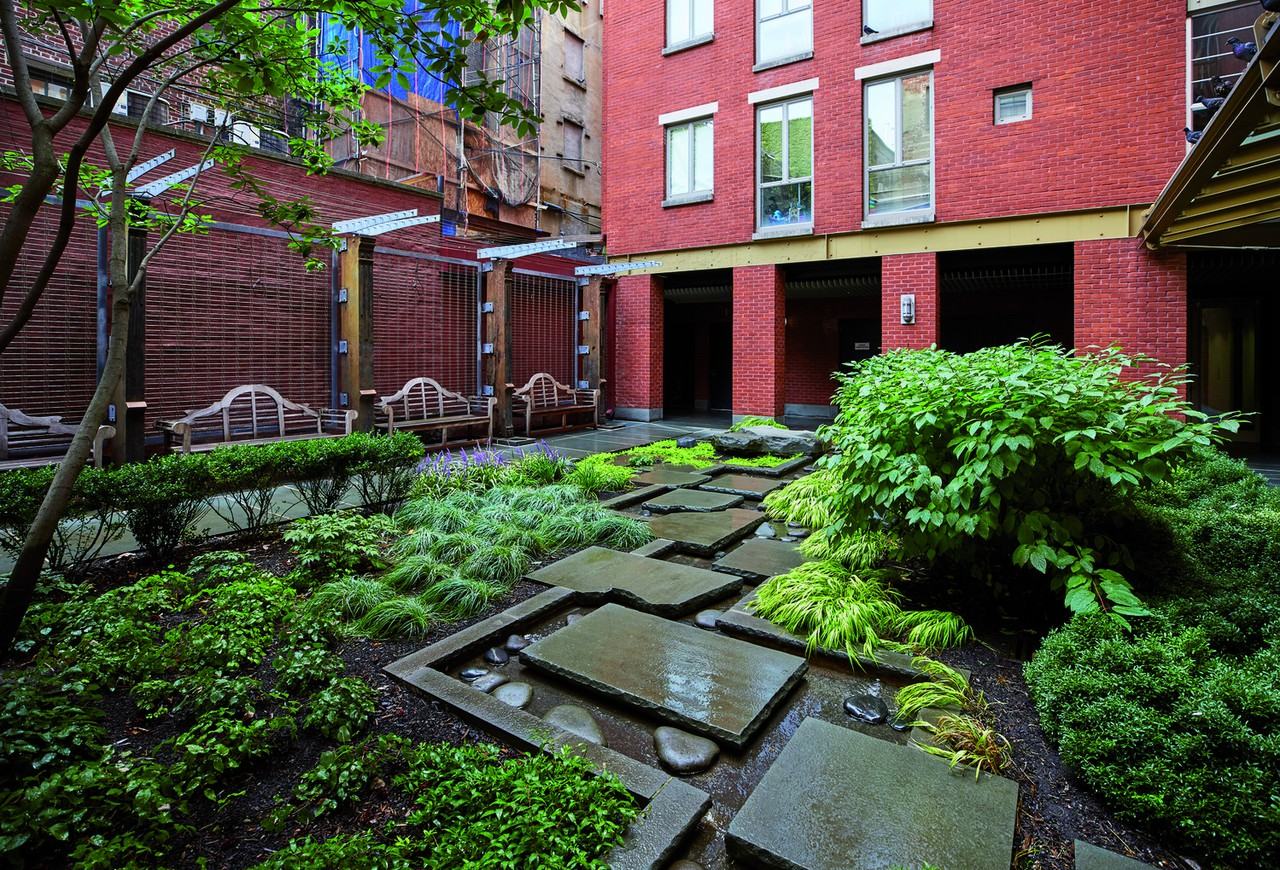 Historic Front Street - Photo 6 of 14