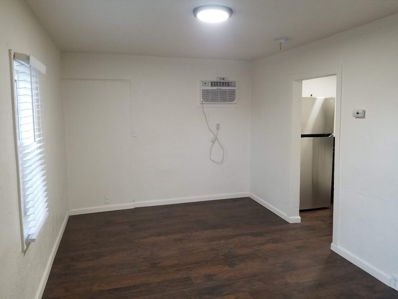 2717 Twin View Blvd #2717 - Photo 3 of 9