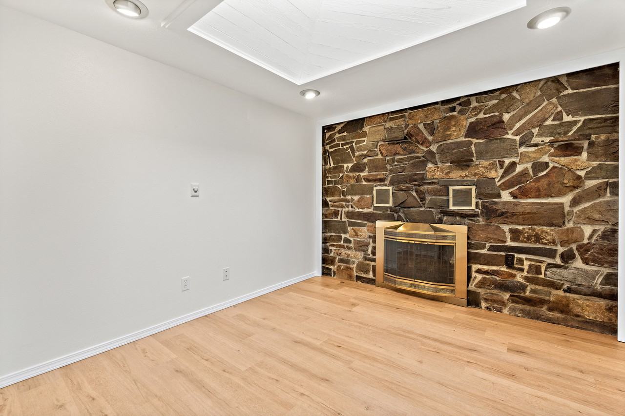 9219 38th Ave S #1 - Photo 5 of 18