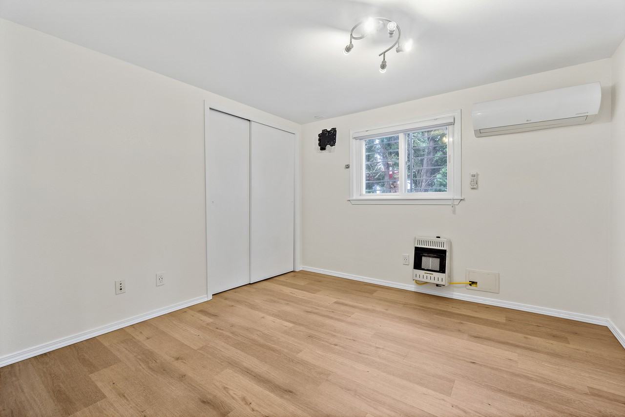 9219 38th Ave S #1 - Photo 7 of 18