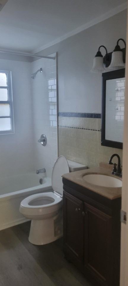105 Gilmore St #1 - Photo 3 of 9