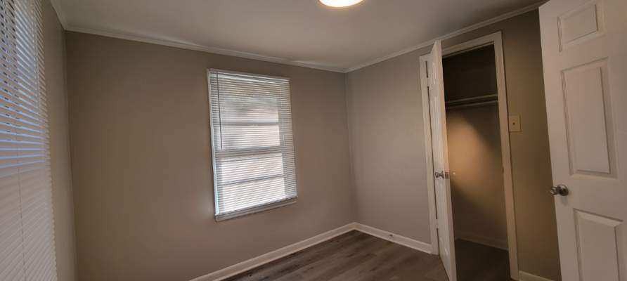 105 Gilmore St #1 - Photo 6 of 9