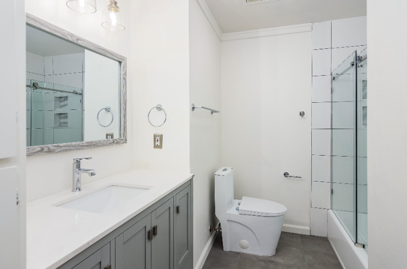 421 Kahrs Ave - Photo 4 of 30