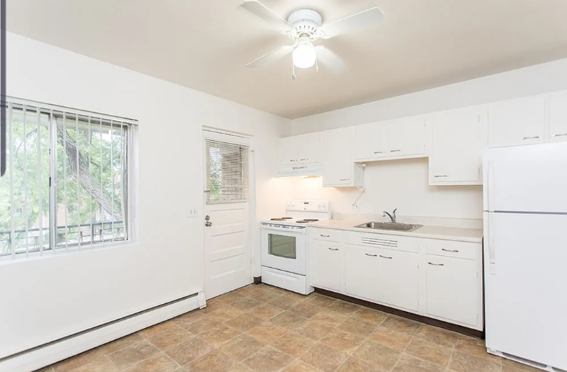 3660 Monroe Ave - Photo 3 of 3