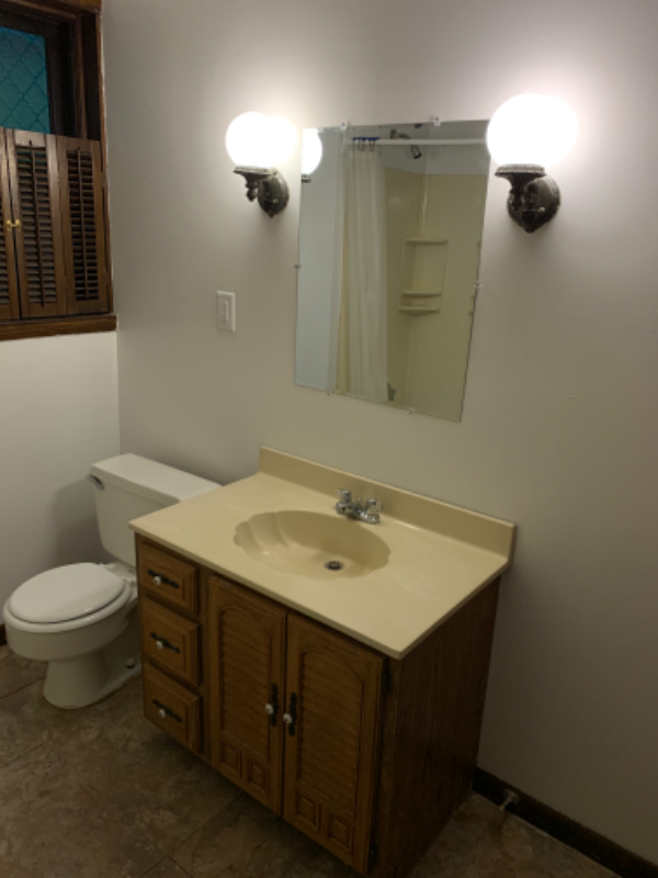 836 Main St #2R - Photo 5 of 8