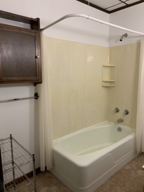 836 Main St #2R - Photo 6 of 8