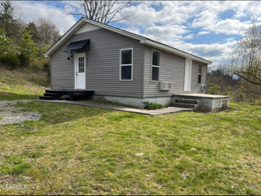 3371 Birdsong Rd - Photo 3 of 11