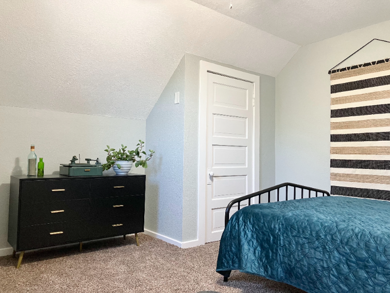 3901 N Flynn Ave #B - Photo 3 of 16