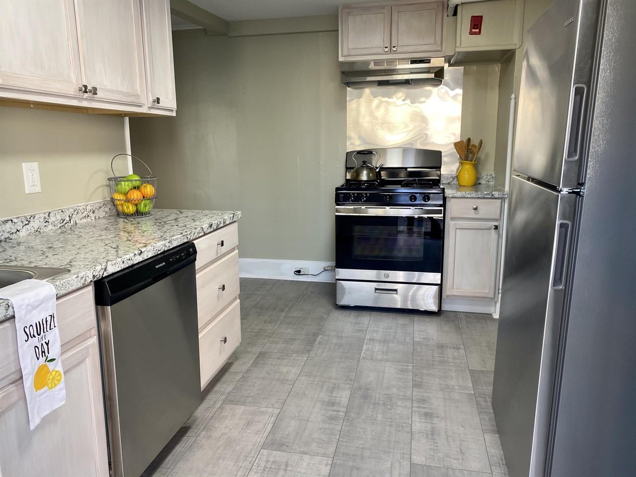 E Spencer St #136-1 - Photo 2 of 21