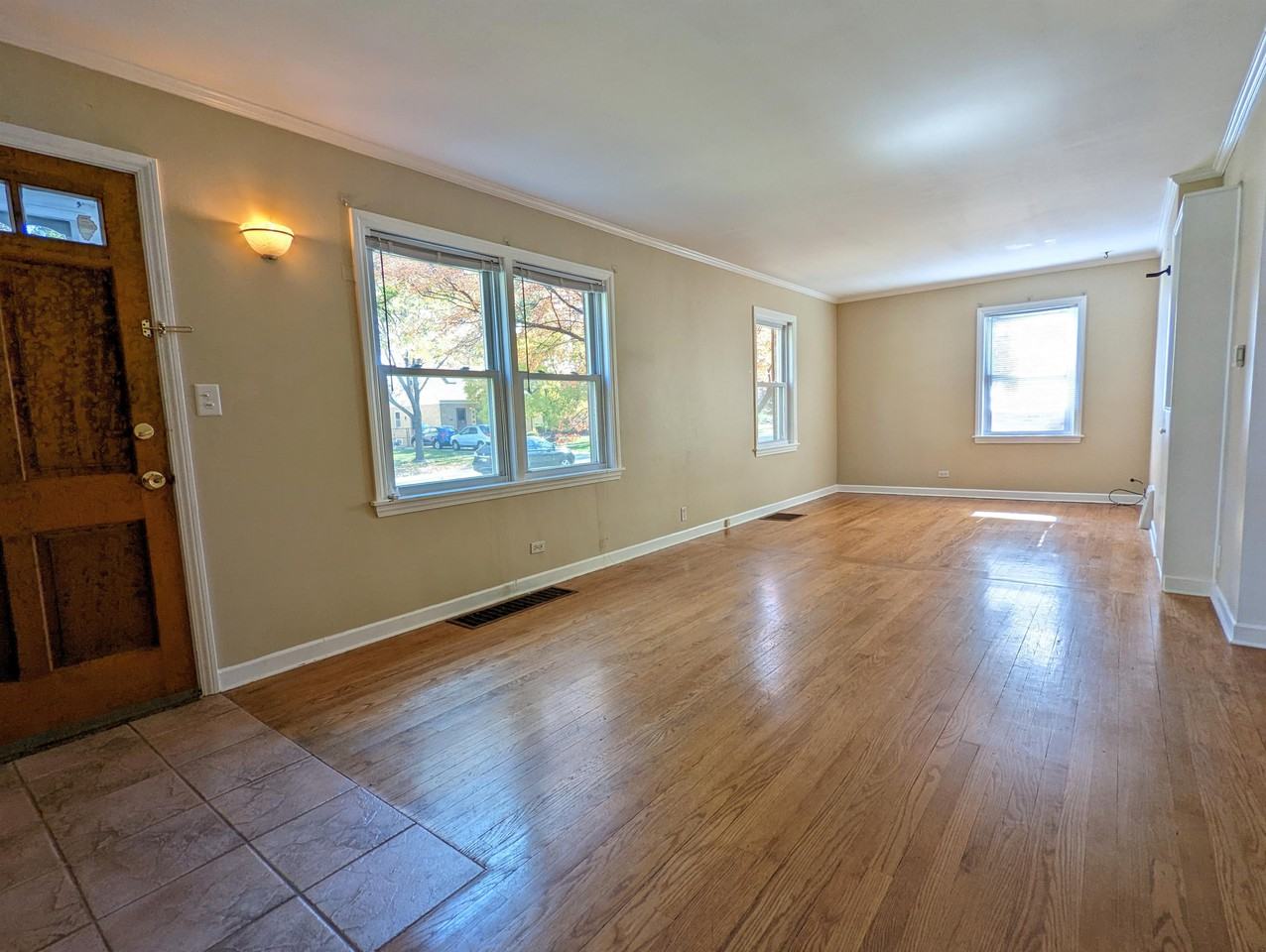 514 N Emerson St #1 - Photo 2 of 26