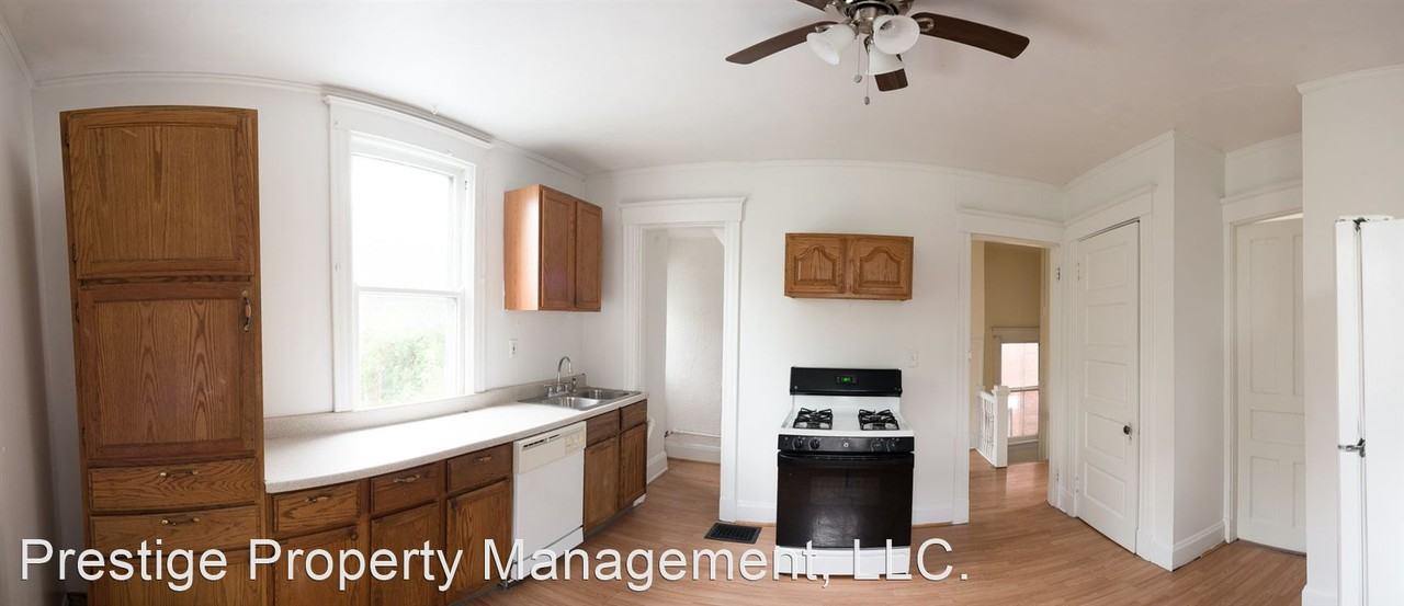 2307 Moerlein Ave - Photo 2 of 22