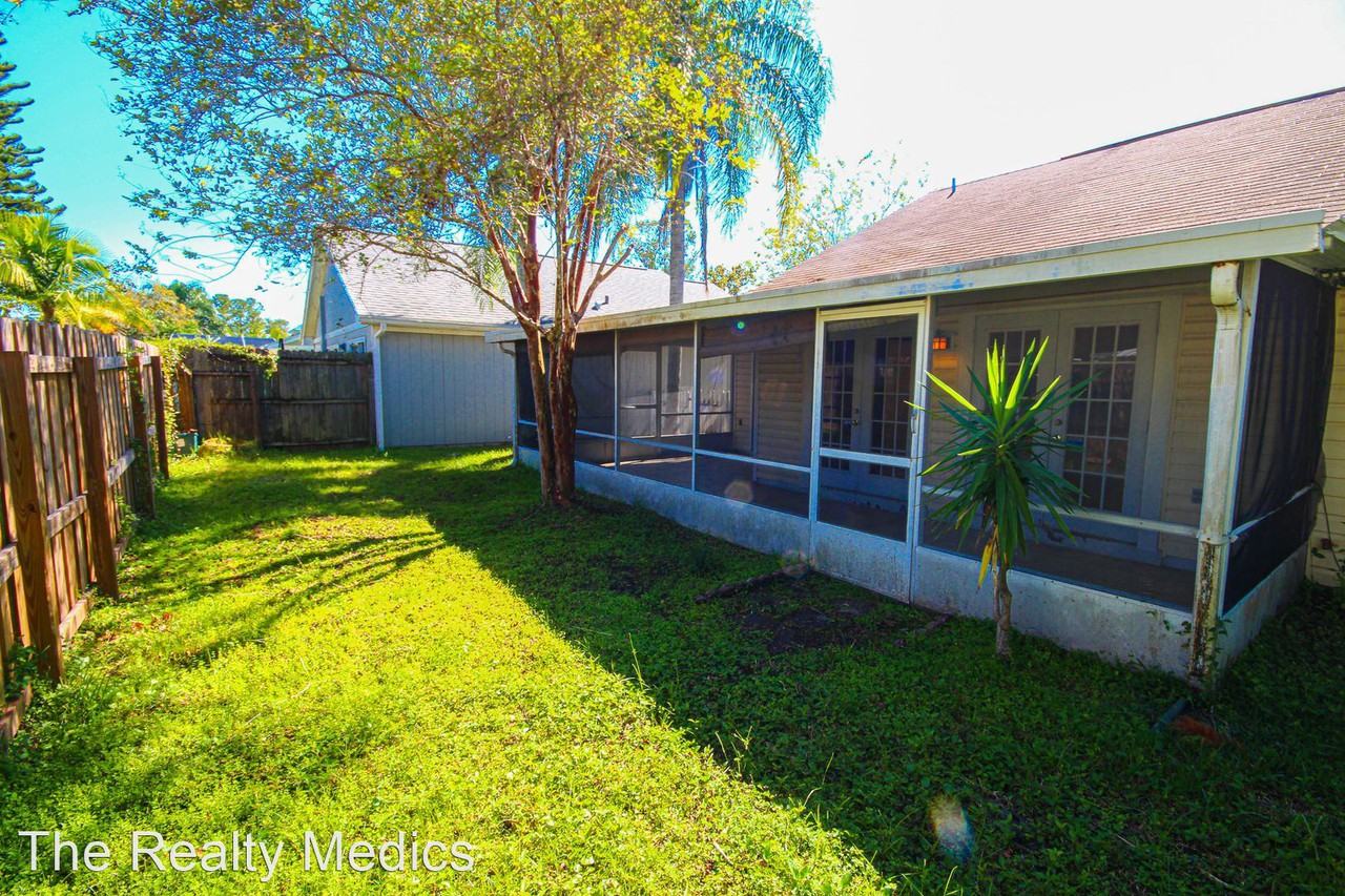 209 Clemens Ct - Photo 3 of 23