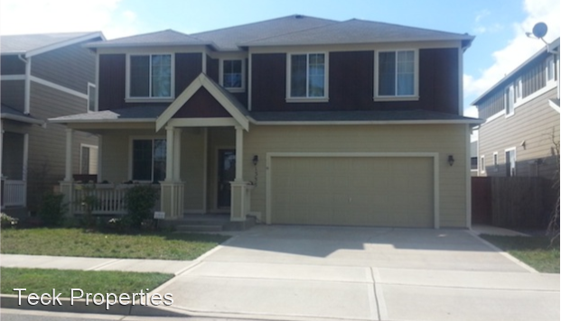 1335 Farina Loop Se - Photo 2 of 9