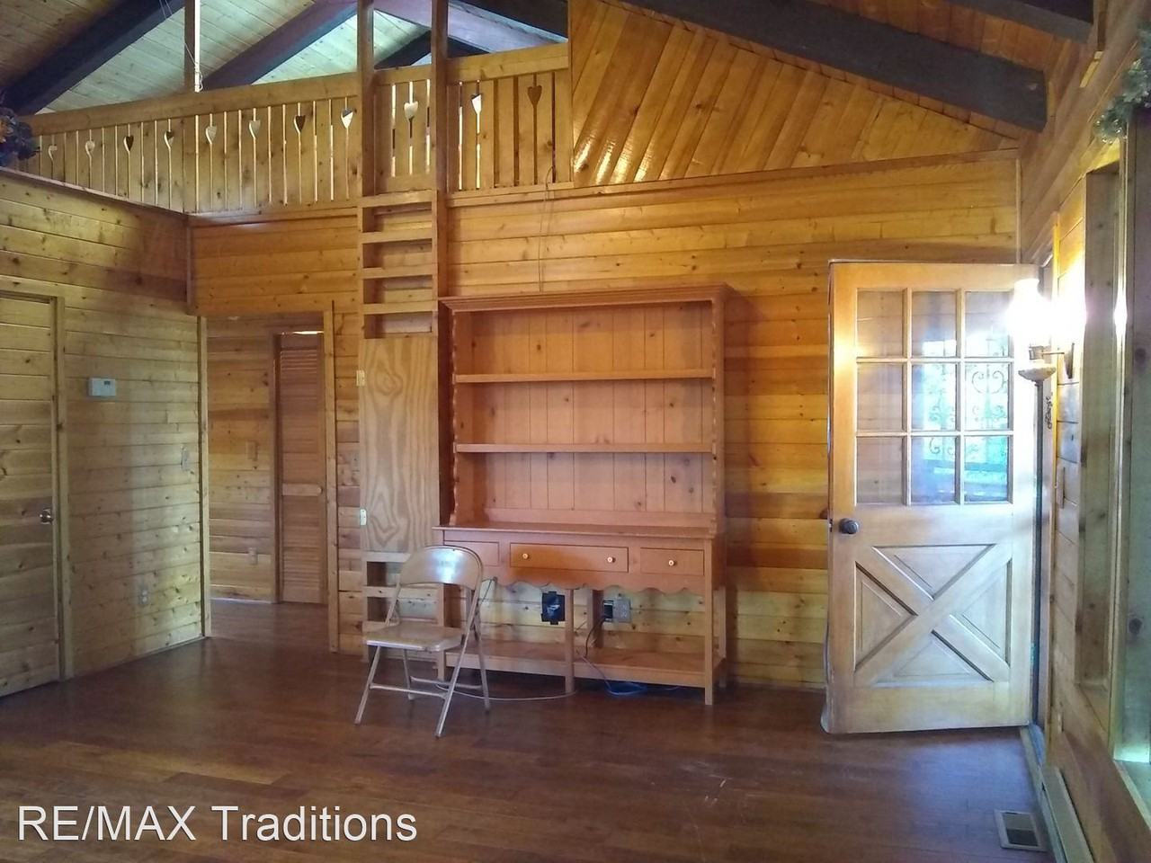 1540 1540 Falcon Ln - Photo 2 of 13