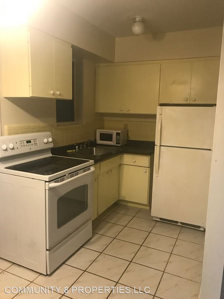 4235 SEAGRAPE DR - Photo 2 of 9