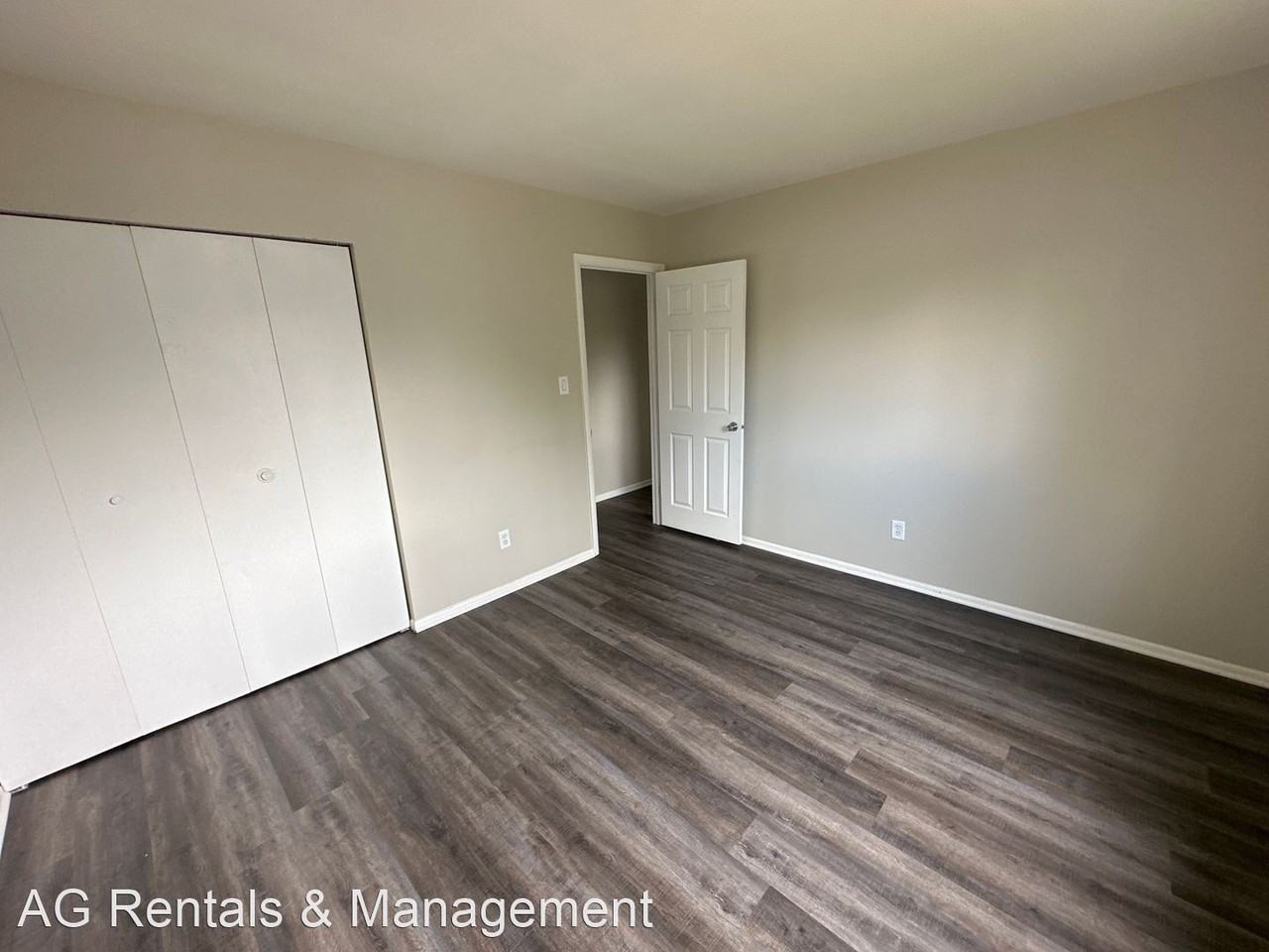 6304 Chaddsford Dr - Photo 3 of 13