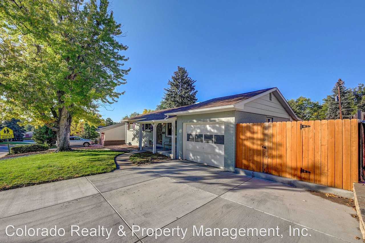 2871 S Golden Way - Photo 3 of 39