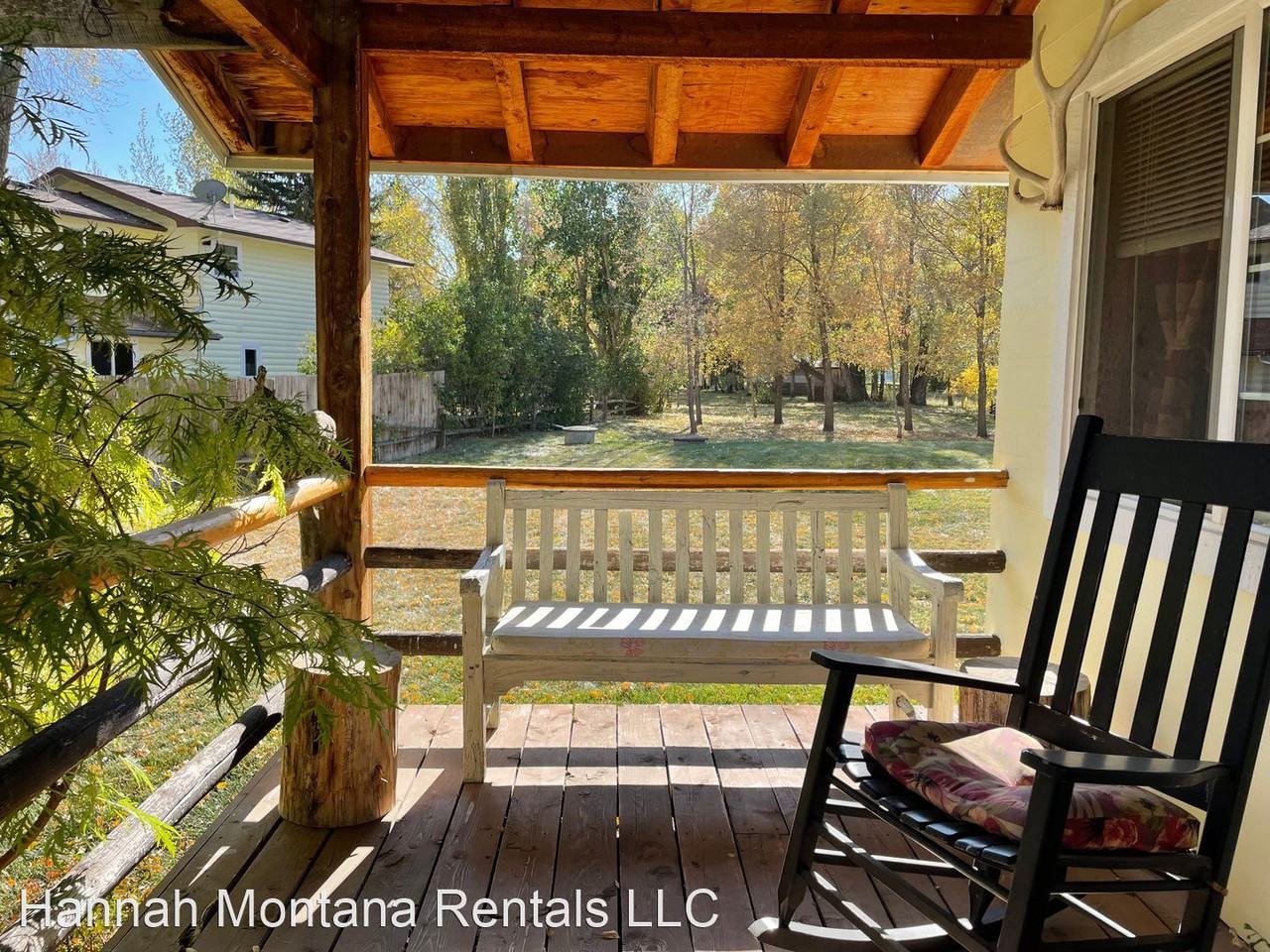 17 Evergreen Lane - Photo 3 of 7