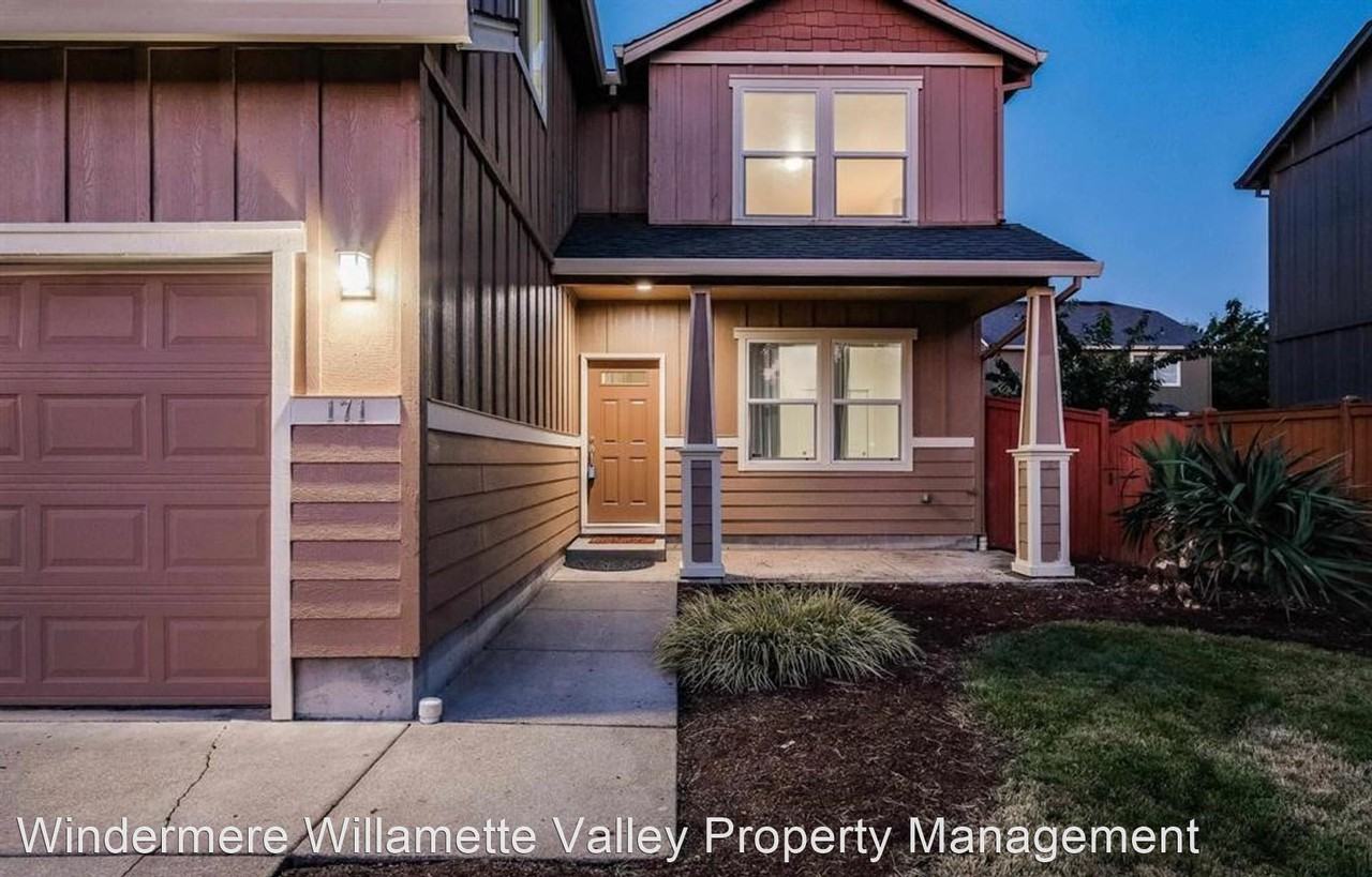 171 Bentley Ct Ne - Photo 3 of 41