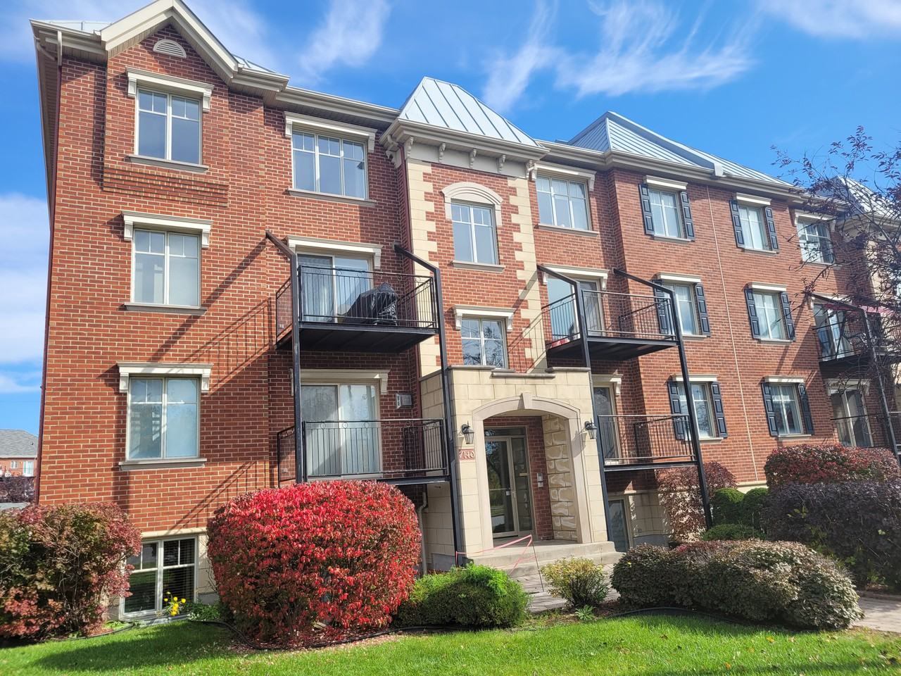 7140 Boulevard Cousineau Apartments 7140 Boul Cousineau, SaintHubert