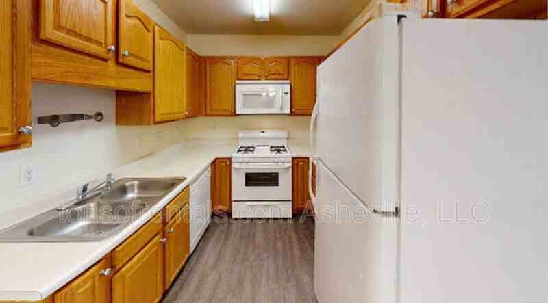 98 Rotunda Cir - Photo 6 of 18