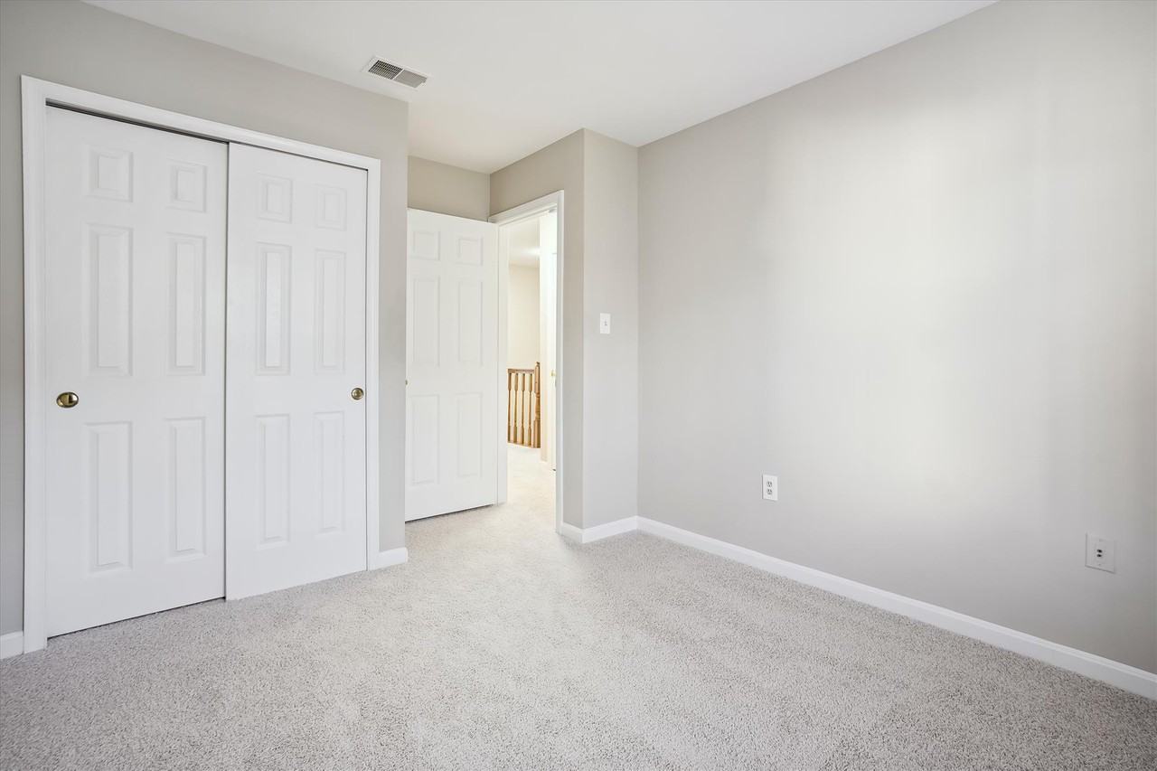 14705 Flower Hill Dr - Photo 6 of 30