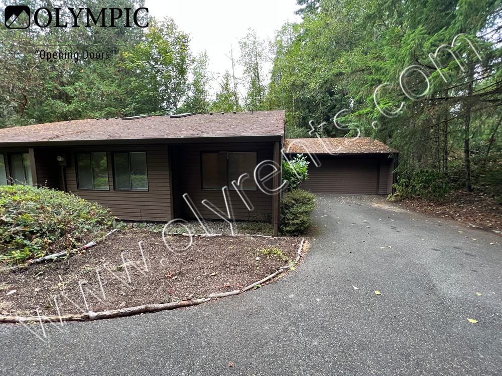 4317 Quail Run Loop Nw - Photo 2 of 17