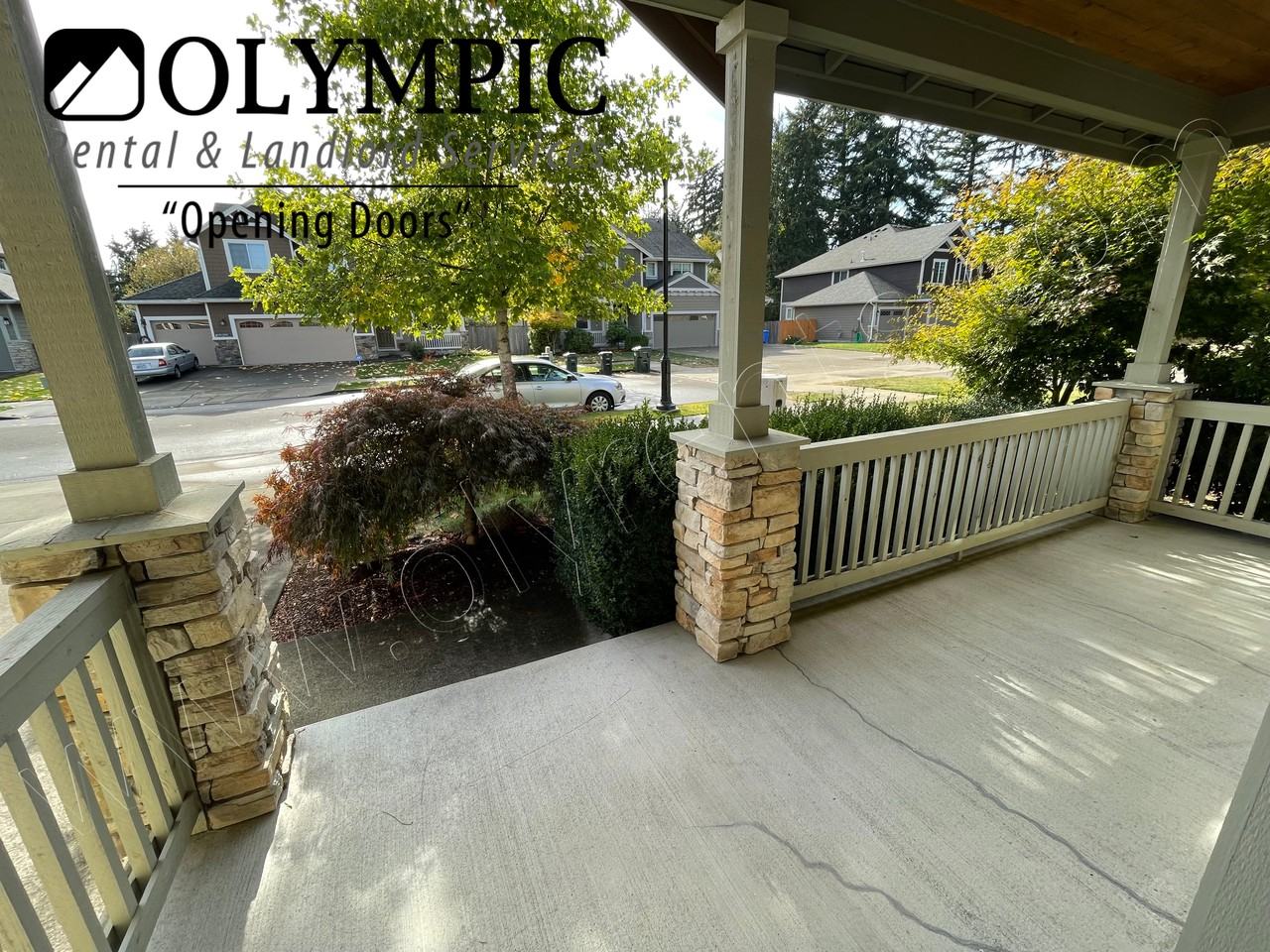 3838 19th Ave Ne - Photo 4 of 28