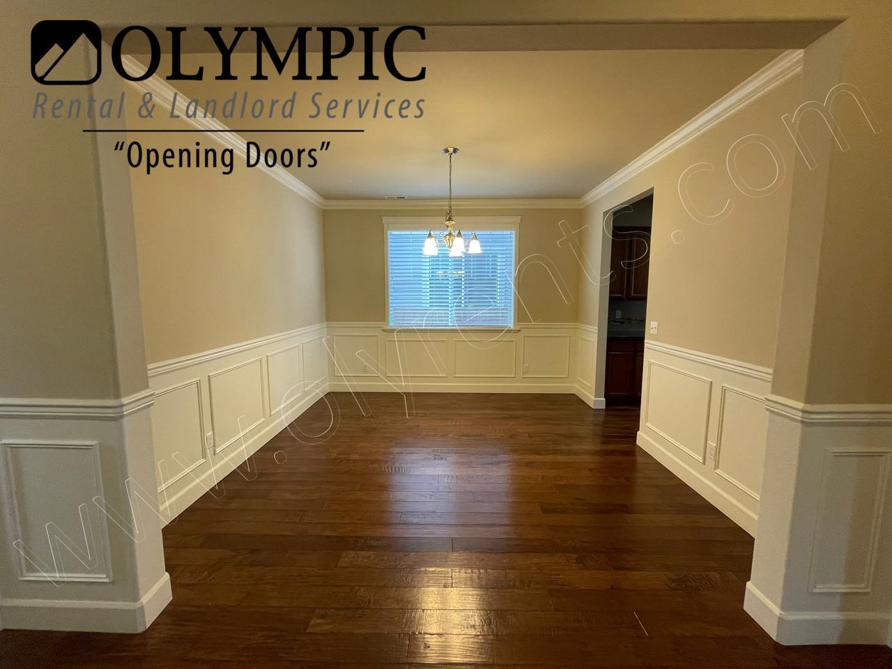 3838 19th Ave Ne - Photo 6 of 28