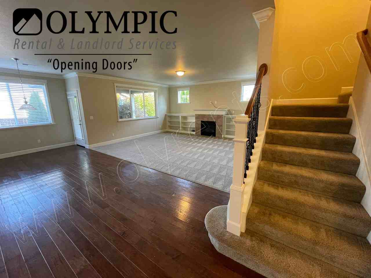 3838 19th Ave Ne - Photo 7 of 28