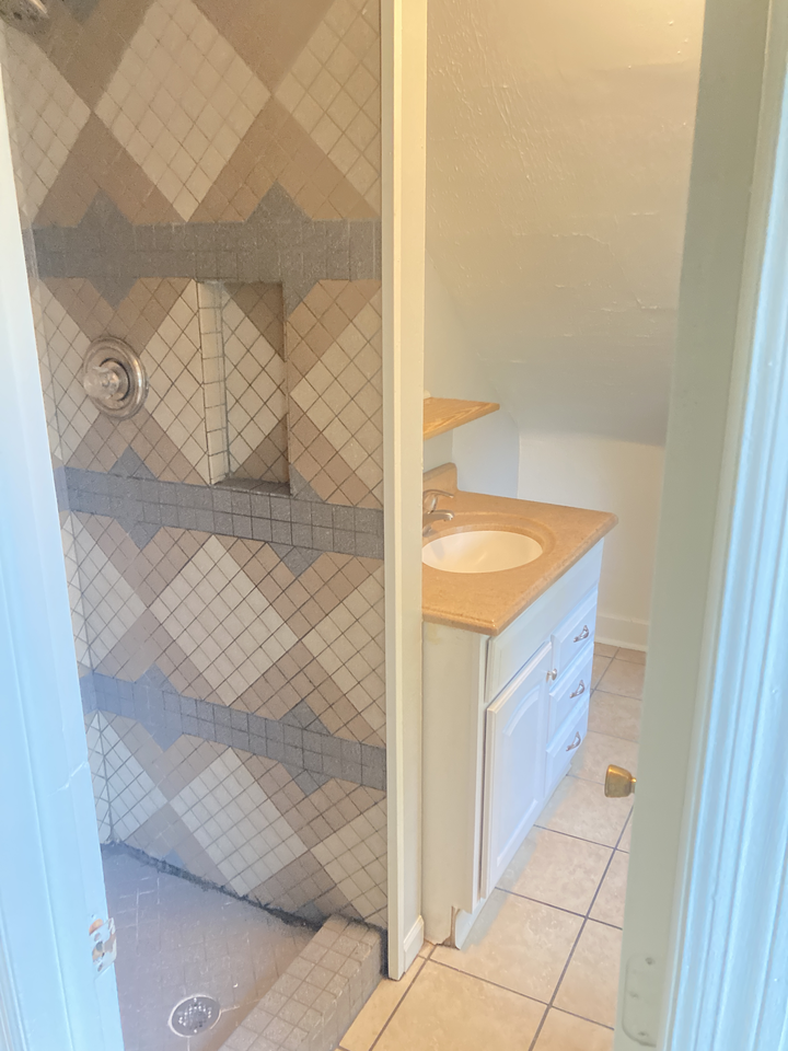 826 Arianna St NW - Photo 2 of 9