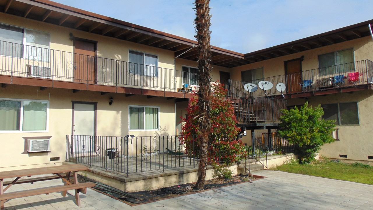 4584 S Terrace Ave Apartments in Lakeport, CA 95453 Zumper