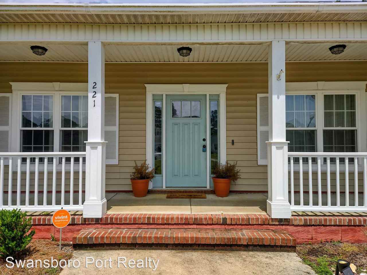 221 Brook Crossing Rd - Photo 3 of 41