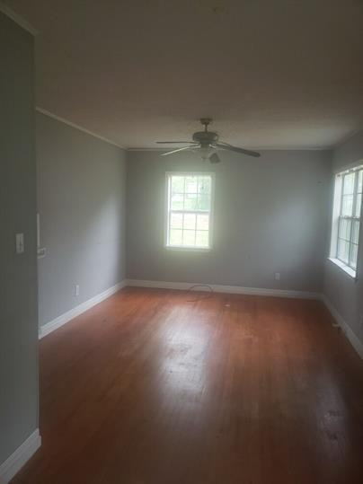 1525 Central Ave - Photo 2 of 18