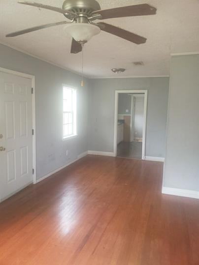 1525 Central Ave - Photo 3 of 18