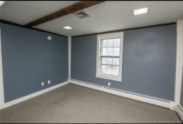 163 College St #2 - Photo 6 of 7