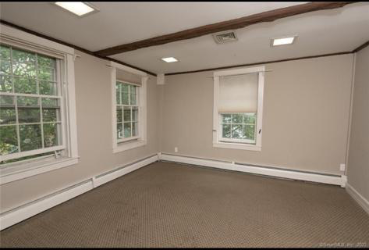 163 College St #2 - Photo 7 of 7