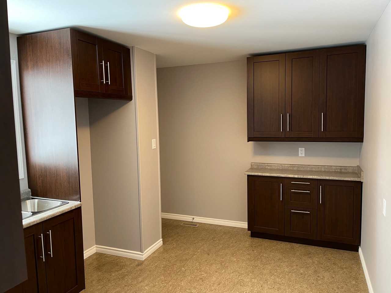 643 Dorothy Street - Photo 2 of 16