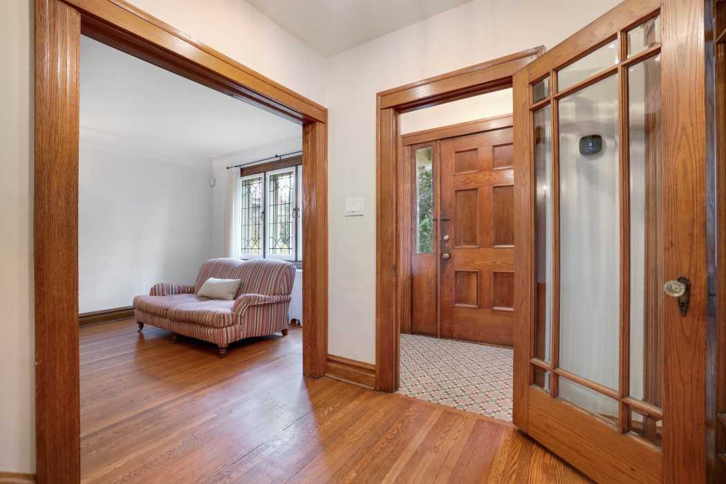 394 Third Avenue - Photo 3 of 35