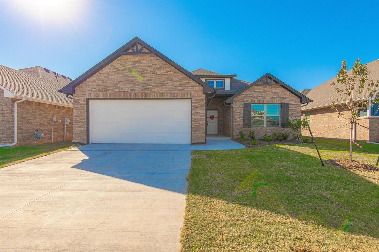 12101 Katie Ridge Rd #1 - Photo 2 of 31